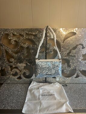 ⭐️Brahmin Lorelei Bellbottom Blue Lucent Leather Shoulder Bag